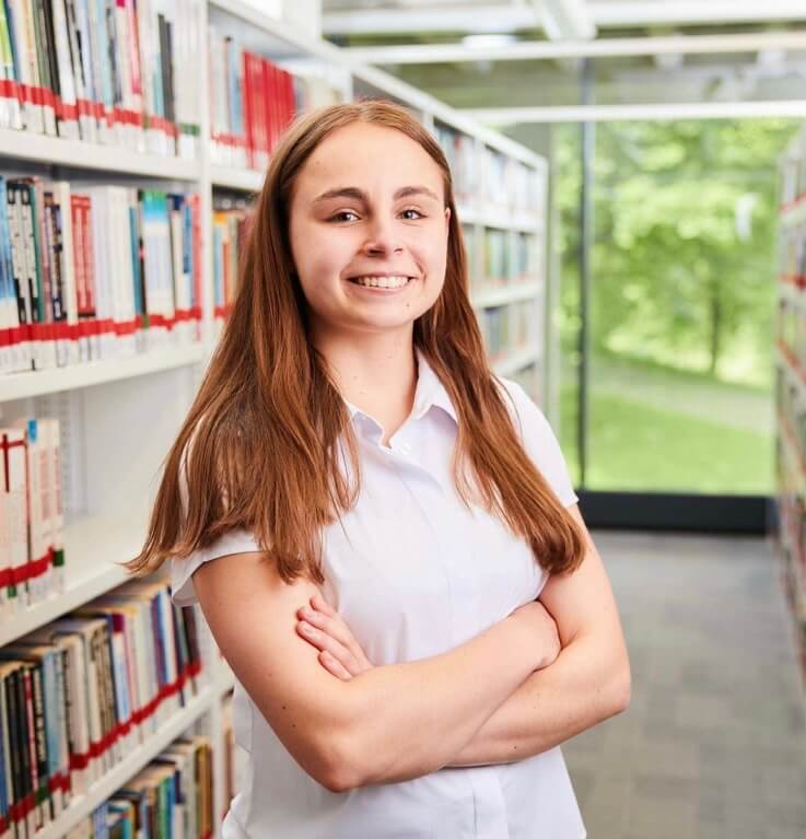 Headshot of Katie Parker from University of Stirling