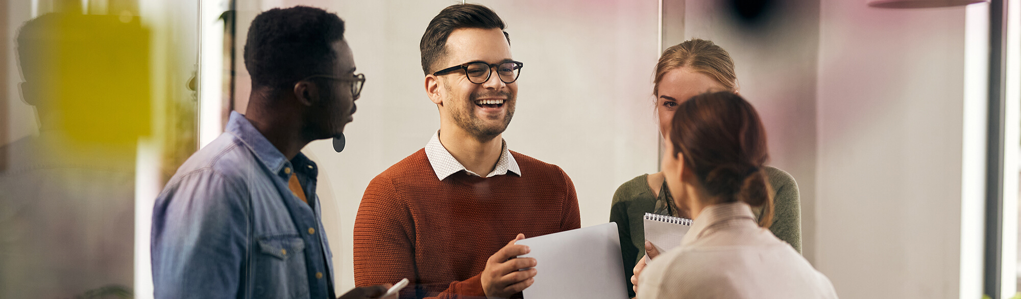 Group discussion between colleagues