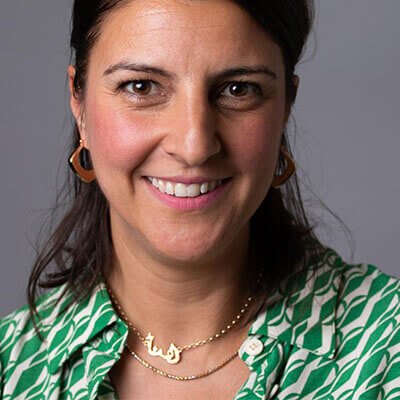 Dr Hannah Bargawi headshot