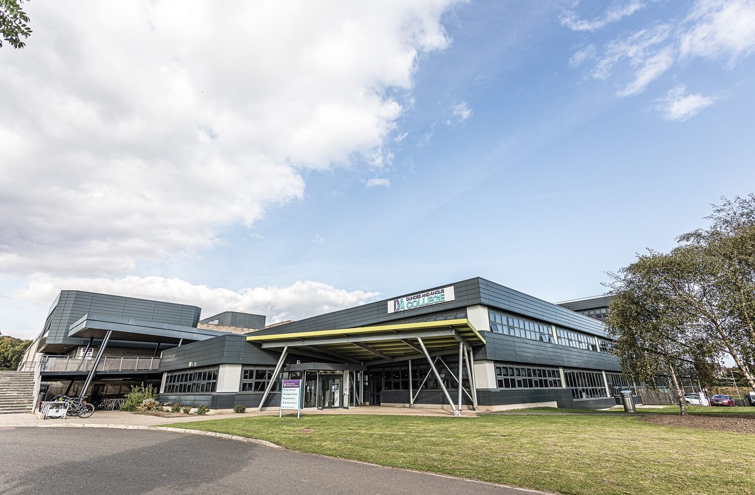 Dundee and Angus College admissions portal campus